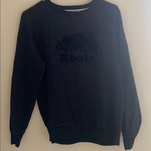 Roots crew neck